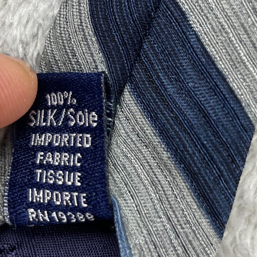 Nautica Men's Classic 100% Silk Neck Tie - Picture 4 of 8